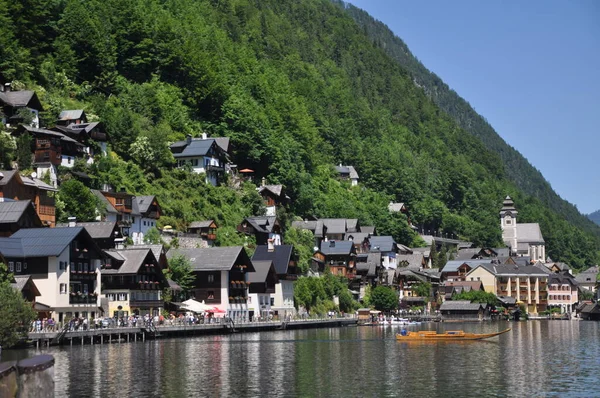 Hallstatt Gölü ve köyü