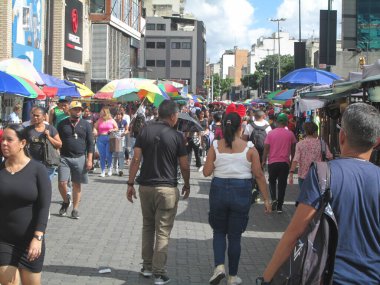 Bulevar de Sabana Grande, Caracas, Distrito Capital. Editör. Venezuela, Karakas 01 Aralık 2024.