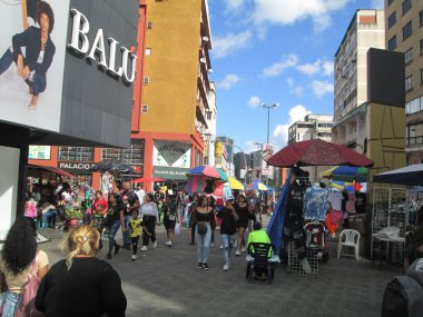 Bulevar de Sabana Grande, Caracas, Distrito Capital. Editör. Venezuela, Karakas 01 Aralık 2024.