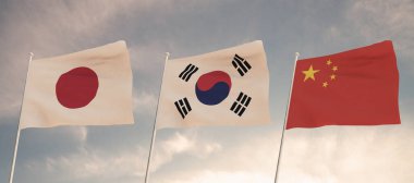 Japonya, Güney Kore ve Çin ülkeleri arasındaki ilişkiler, bulutlu bir gökyüzü tarifesinin zemininde dalgalanan üç bayrak konseptiyle temsil edilmekteydi..