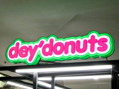 Dey Donut dükkanı, jöleli, dolgun ve geleneksel. Editör illüstrasyonlu, editör. Caracas, Venezuela 16 Mayıs 2025.