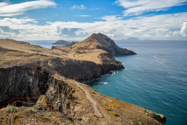 Madeira adasında Vereda Da Ponta De Sao Lourenco yürüyüş yolu