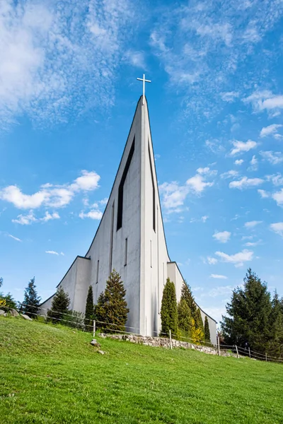 Fatima Leydisi Kilisesi Hrinovske Tembel Slovak Cumhuriyeti Seyahat Güzergahı Dini — Stok fotoğraf