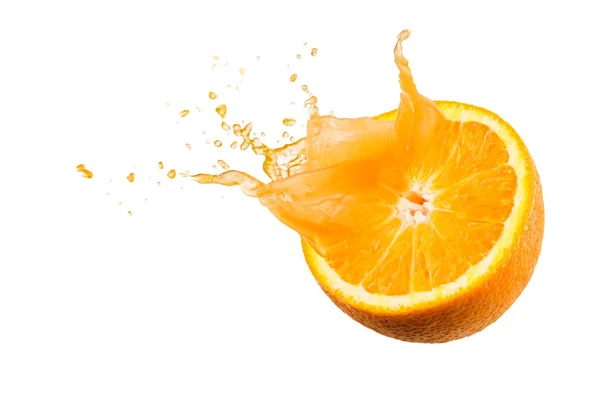Snijd Sinaasappelschijfje Met Splash Juice Geïsoleerd Wit Stockfoto