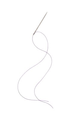 Beyaz arkaplanda mavi dikiş ipliği olan iğne