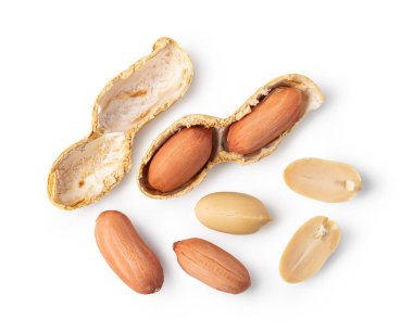 beyaz arkaplanda izole edilmiş yerfıstıkları