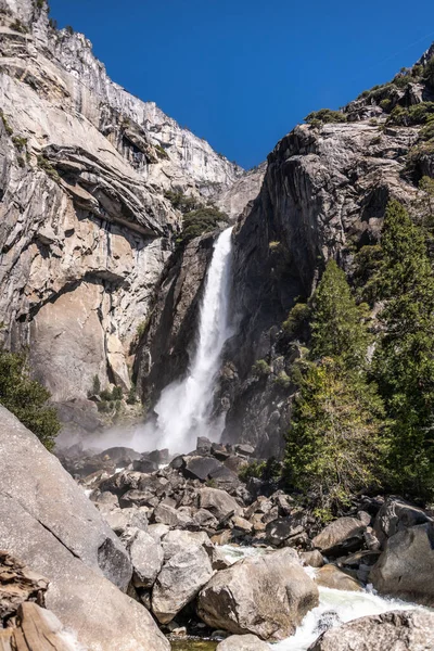 Lower Yosemite Falls Sunny Day — Stock Photo, Image