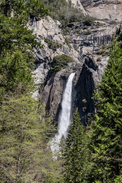Lower Yosemite Falls Sunny Day — Foto Stock