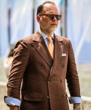 FLORENCE, Italya- 16 Haziran 2022: Amide 'Hadelin Floransa' da sokakta.