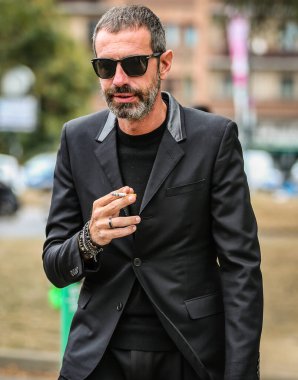 MILAN, Italy- 21 Eylül 2022 Milano 'da Giampietro Baudo sokakta.