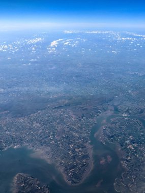 Hindistan, Bangalore 'dan Mumbai, Asya' ya, karla kaplı bir dağ manzarası