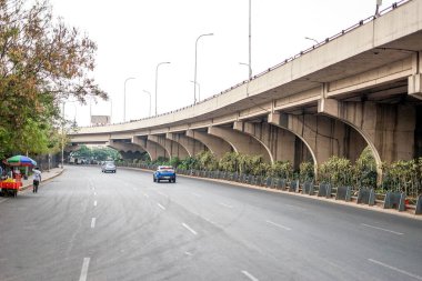 Hyderabad, Hindistan, Asya, Güneydoğu Asya, yol üzerinde bir köprü.