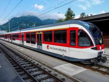 İsviçre, Meiringen - 31 Mayıs 2009: Die Zentralbahn treni Luzern, İsviçre, Avrupa