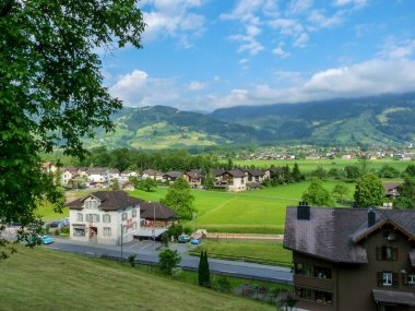 İsviçre, Meiringen - 31 Mayıs 2009: İsviçre, Avrupa 'da klasik bir otomobil