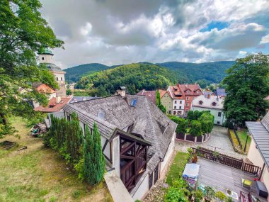 Çek Cumhuriyeti, Batı Bohemya 'daki tarihi Madalyon Kalesi manzarası