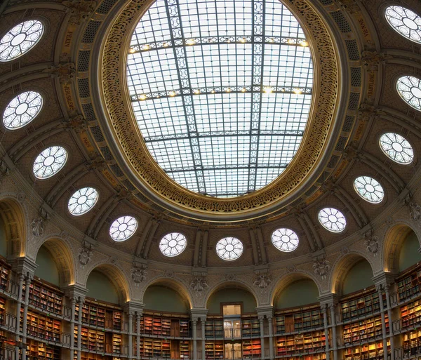Párizs Franciaország 2023 Február Richelieu Állami Könyvtár Bnf Terem Üvegplafonjával — Stock Fotó