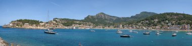 Port de Soller 'in panoramik görüntüsü, Mallorca, Ballearic Adaları, İspanya