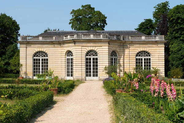 法国滨海峡谷 Champs Sur Marne 2023年7月10日 位于滨海峡谷城堡公园的Orangerie 这座城堡建于1703年至1707年 距巴黎东面20公里 — 图库照片