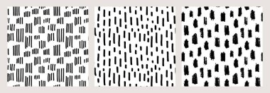 Soyut şablon ayarlandı. Siyah ve beyaz el, yağmur damlaları, noktalar ve çizgiler gibi eğlenceli tasarımlarla kusursuz desenler topladı. Ambalaj, kırtasiye, geçmiş ve tekstil projeleri için harika