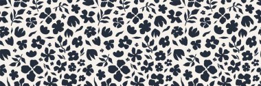 Elle çizilmiş siyah çiçekli kusursuz çiçek deseni ve beyaz arka planda yapraklar. Modern botanik tasarımı, tekstil, duvar kağıdı, ambalaj, kırtasiye ve modaya uygun dijital projeler için mükemmel..