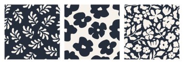 Organik şekilli dekoratif, dikişsiz çiçek desenli dizayn seti. Yüzey desenleri, tekstil ve moda uygulamaları için uygun. Siyah ve beyaz çiçekli arka planlar. Vektör illüstrasyonu
