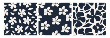 Soyut çiçek desensiz desen seti. Siyah ve beyaz renkli soyut çiçek şekilli sanatsal kusursuz desen. Yaratıcı markalar, tekstil ve arka planlar için mükemmel. Vektör illüstrasyonu