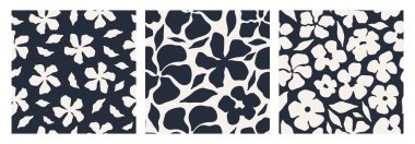 Soyut çiçek desensiz desen seti. Siyah ve beyaz renkli modern titreşimleri olan en az pürüzsüz çiçek motifli desen. Kağıt ürünleri, moda tasarımı ve ev eşyaları için ideal. Vektör illüstrasyonu
