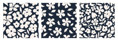 Soyut çiçek desensiz desen seti. Siyah ve beyaz renkli minimalist çiçek temalı kusursuz botanik baskılar. Moda aksesuarları, kağıt eşyalar ve ambalajlar için harika. Vektör illüstrasyonu