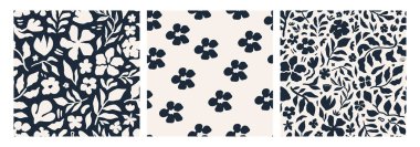 Soyut lacivert çiçekli, açık krem arka planda kusursuz desenler oluşturuldu. Modern minimalist tasarım kumaş, ambalaj, duvar kağıtları, arka plan, kırtasiye ve yaz dekorasyonu için mükemmeldir..