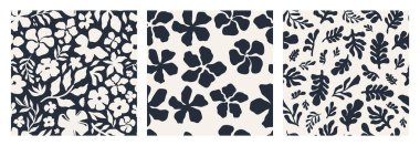 Elle çizilmiş çiçek ve yapraklarla donanma ve krem desenli soyut çiçeksiz desen. Kumaş, duvar kağıdı, ambalaj, kırtasiye, dijital projeler için modern botanik tasarımı. Vektör illüstrasyonu