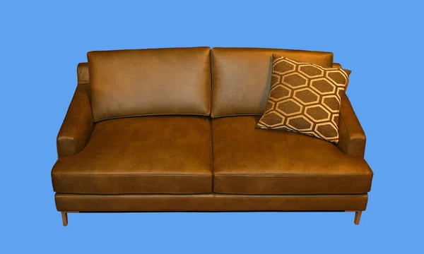 蓝色背景的青铜色丝质沙发 — 图库照片