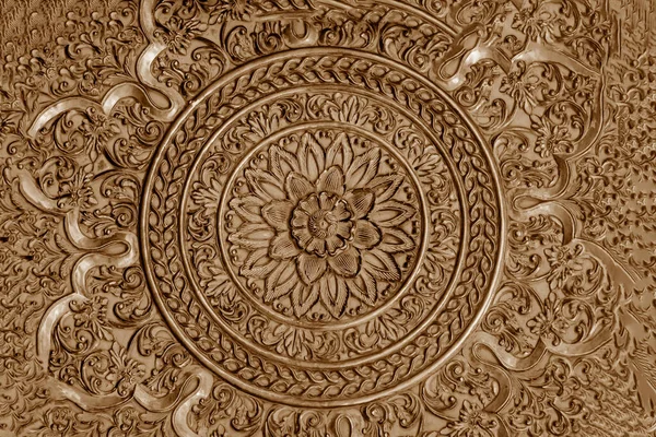 Zlatý Ovál Dekorativní Vyřezávaný Bronzový Kov Květinový Vzor Pozadí — Stock fotografie