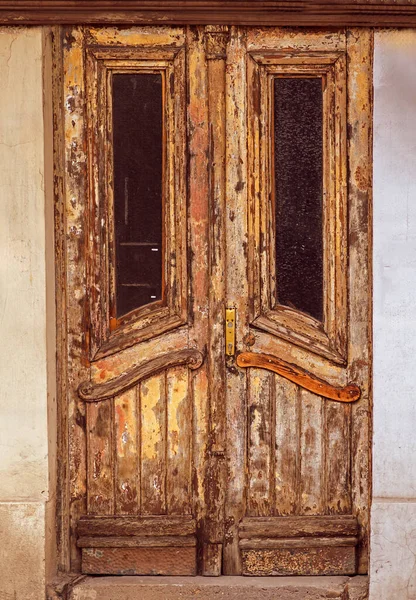 Old Wooden Material Faded Damaged Grunge Entrance Door — Stock Photo, Image