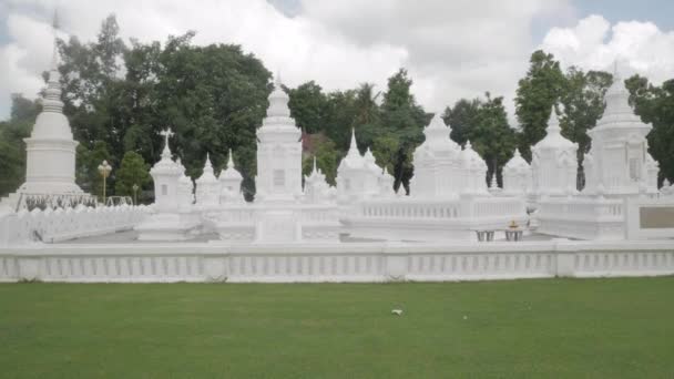 Many Ancient Stupa Pagoda Wat Suan Dok Temple Landmark Famous — Videoclip de stoc