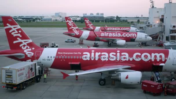 Diciembre 2022 Aeropuerto Donmuang Bangkok Tailandia Airbus A320 Airplane Park — Vídeo de stock