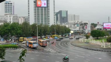 20 Haziran 2022: Bangkok, Tayland: Merkezi ulaşım merkezlerinden biri olan Zafer Anıtı 'nın görünümü