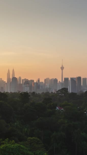 Vertikální Timelapse Krajina Pohled Kuala Lumpur Centrum Města Centru Čtvrti — Stock video