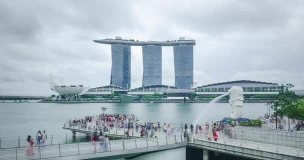 Timelapse Pohled Singapurský Přístav Zálivu Výškovým Mrakodrapem Budovy Merlion Socha — Stock video