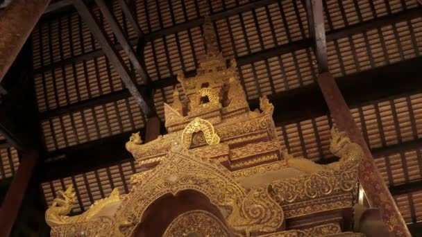 Вигляд Прекрасної Архітектури Пагода Ступи Всередині Прекрасного Храму Ват Пха — стокове відео