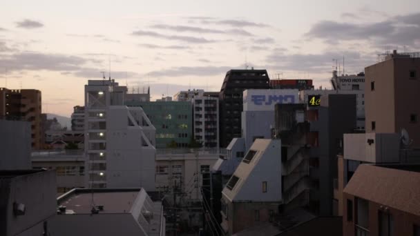 11月15 2022日福冈 福冈地区有日出 有日出 有日出 有日出的滨冈市人居居住建筑城区景观图 — 图库视频影像