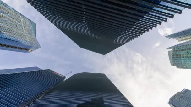 Timelapse Дивитися Небо Хмарочосом Офісна Будівля Високогір Мегаполісі Мега Місто — стокове відео