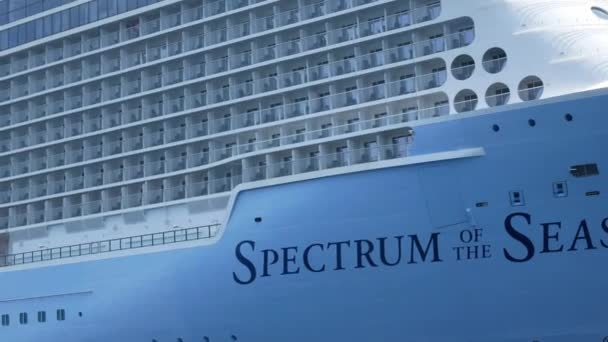 April 2023 Phuket Thailand Luxuriöses Riesen Kreuzfahrtschiff Royal Karibik Spektrum — Stockvideo
