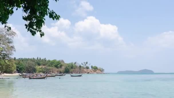 Timelaspe Video Océano Tropical Orilla Del Mar Con Bahía Tranquila — Vídeos de Stock