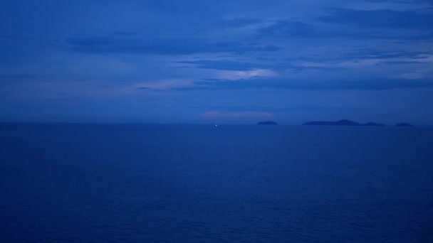 Landschap Natuurlijk Uitzicht Open Internationale Zee Zonsondergang Schemering Tijd Terwijl — Stockvideo