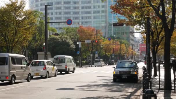 2022 Fukuoka Japão Carros Pessoas Traficam Durante Dia Fukuoka Entre — Vídeo de Stock