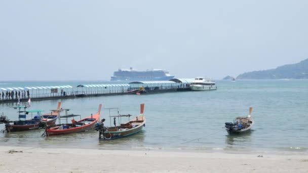 April29 2023 Phuket Thailand Utsikt Til Havet Med Passasjer Cruiseskip – stockvideo