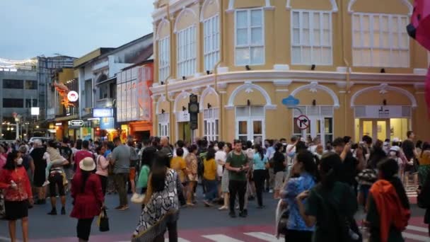 January29 2023 Phuket Thailand Crowded Tourist People Shopping Walking Relaxing — Stock Video