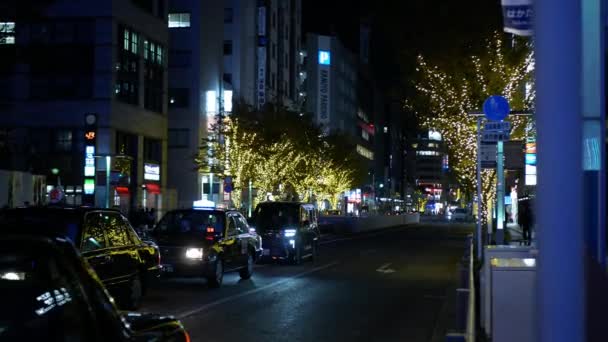 11月17日 冬季圣诞佳节的夜晚 福冈客田Jr车站的景观夜间照明亮起 — 图库视频影像