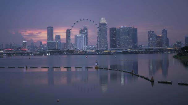 Singapura Skyline Cidade Ribeirinha Rio Singapore Com Arranha Céus Escritórios — Vídeo de Stock