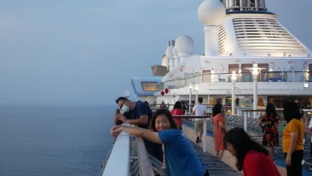 April 2023 Phuket Thailand View Översta Däck Spektrumet Havet Kryssningsfartyg — Stockvideo